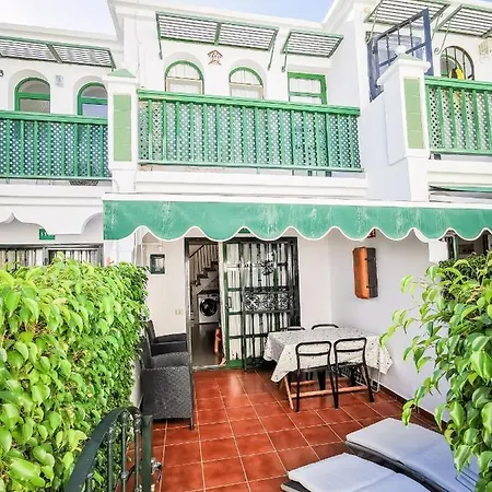 Acogedor Muy Luminoso Feriehus *