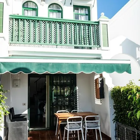 Acogedor Muy Luminoso Feriehus *